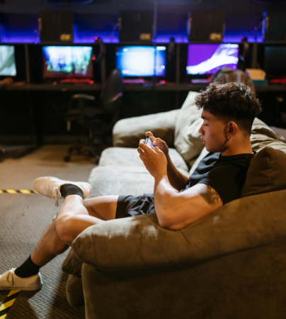 What Online Casino Players Really Want & Key App Features That Keep Them Playing